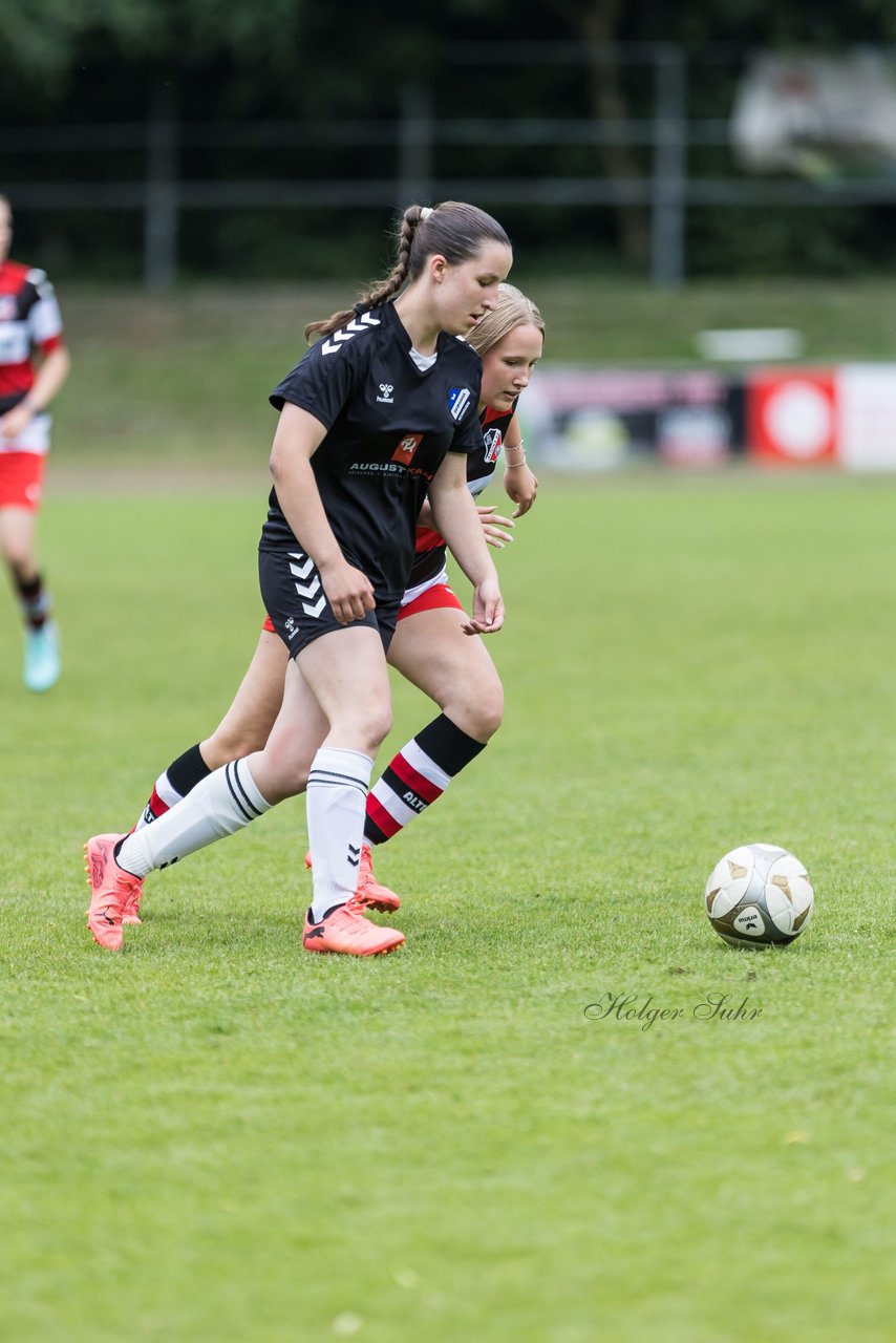 Bild 180 - Loewinnen Cup